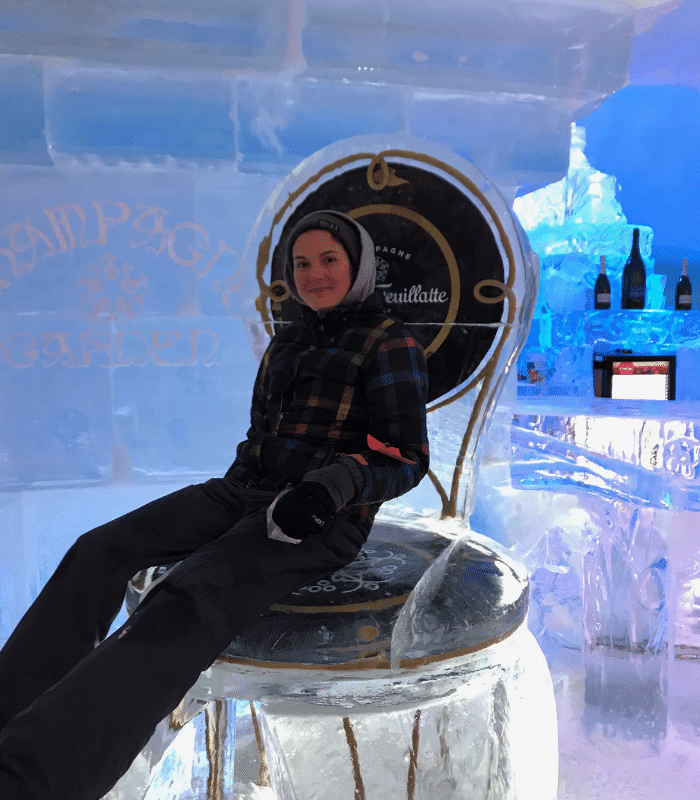 ice_chair_hotel_de_glace_teen_sitting_down