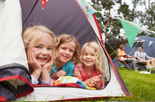 minimal_impact_camping_kids_in_tent