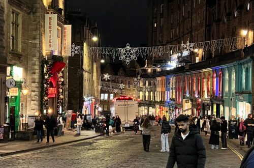 Edinburgh_literary_tour_self_guided_elizabeth_street